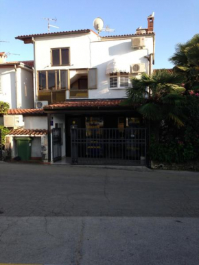  Apartments Oliva  Пореч